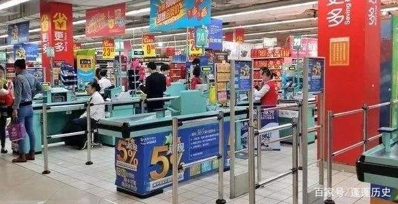 日用品为何总在收银台旁 商家的“布局之魂”